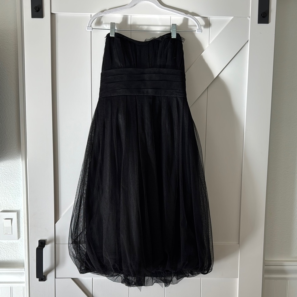 Elegant Black Vera Wang StraplessTulle Dress